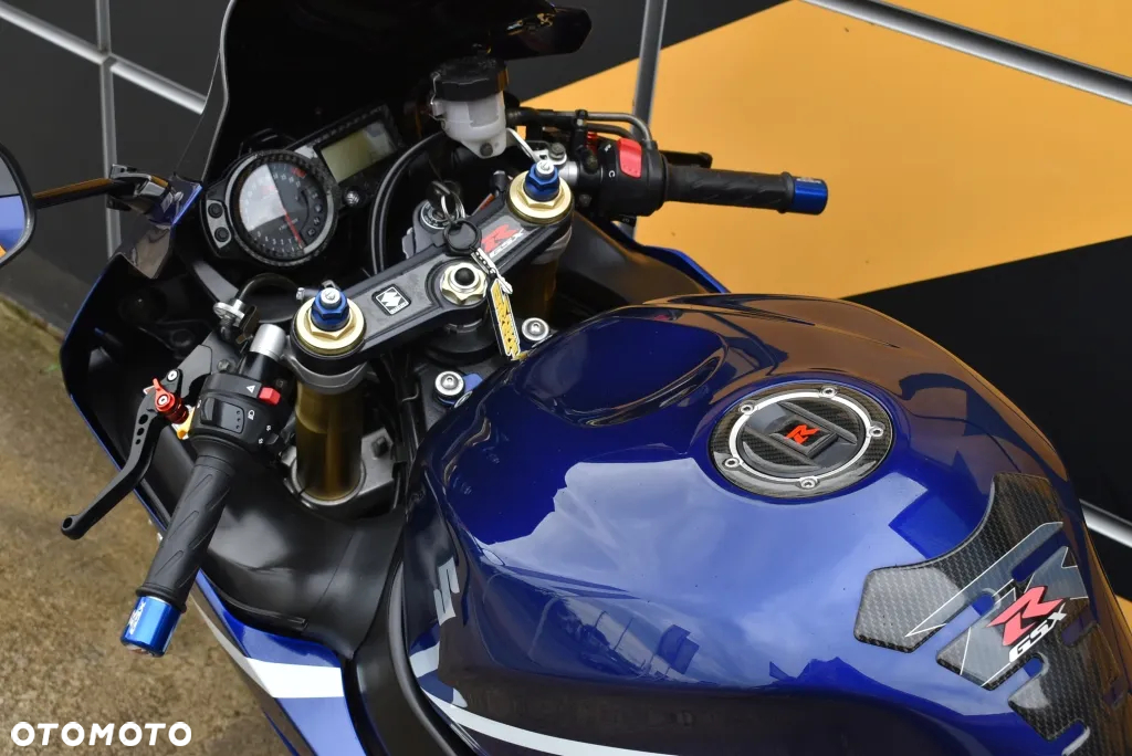 Suzuki GSX-R - 11