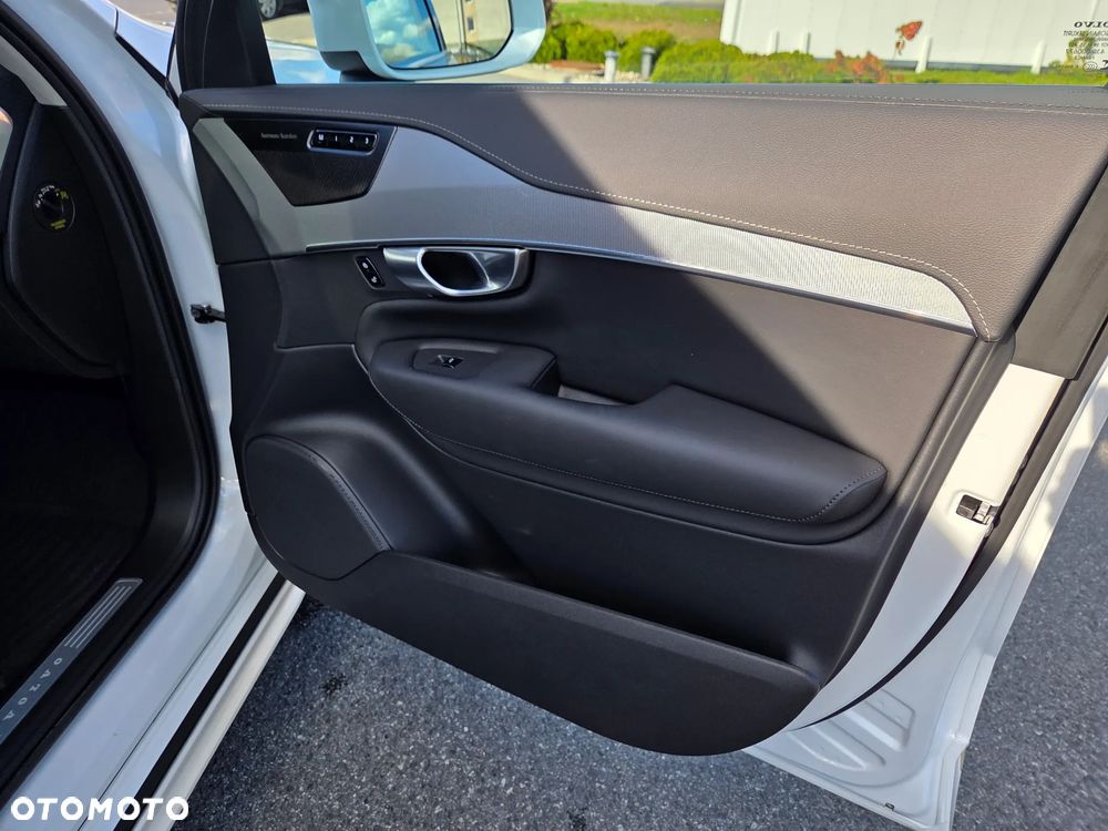 Volvo XC 90 - 28