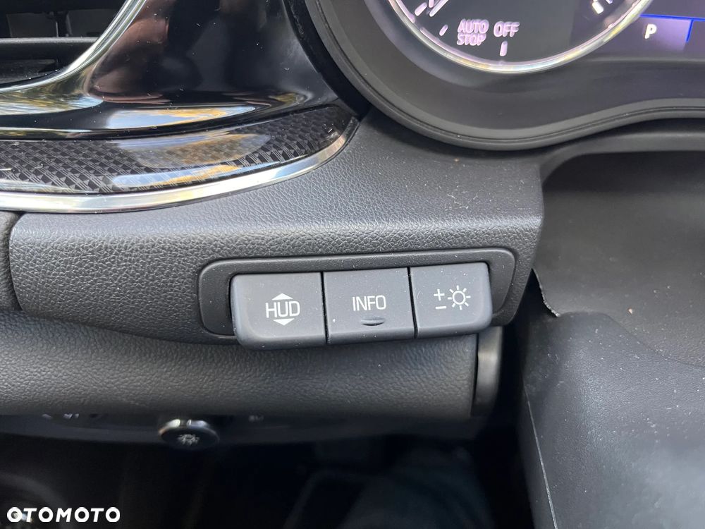 Opel Insignia - 9