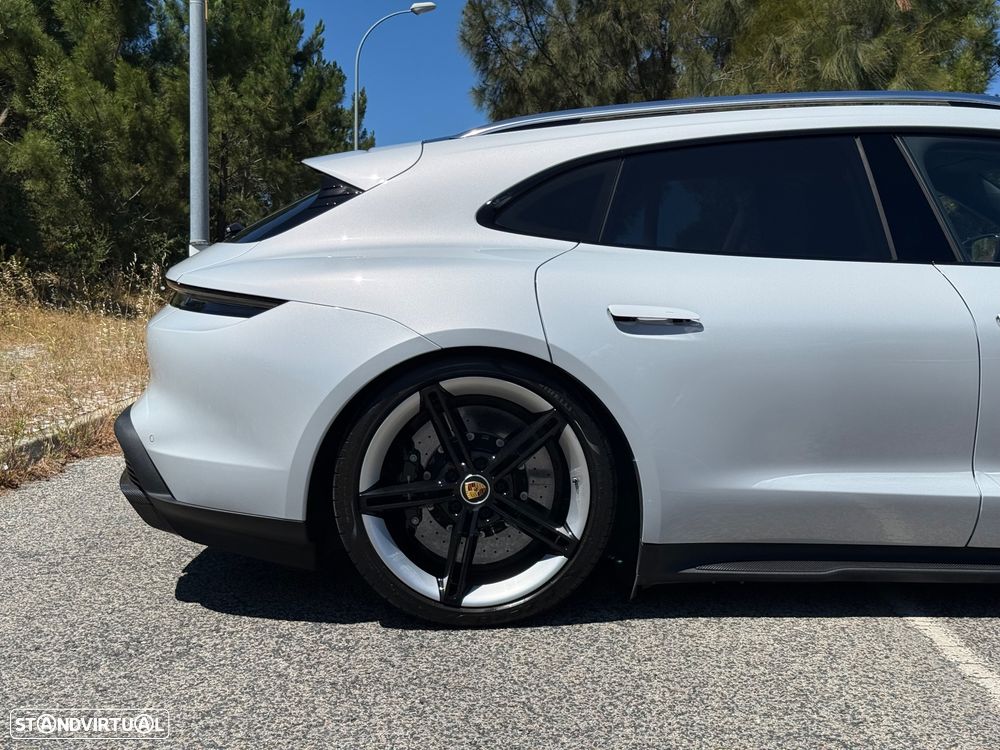Porsche Taycan Sport Turismo Turbo S - 15