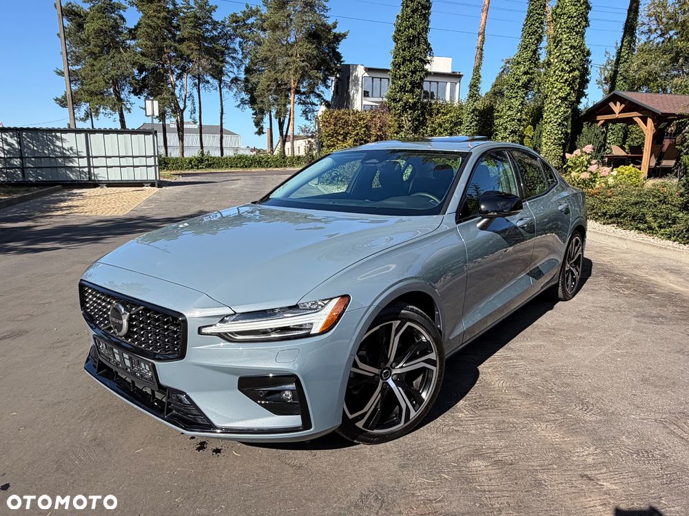 Volvo S60 B5 B AWD Plus Dark - 6