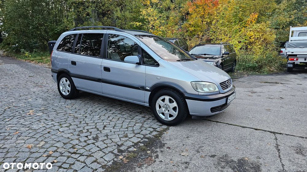 Opel Zafira - 3