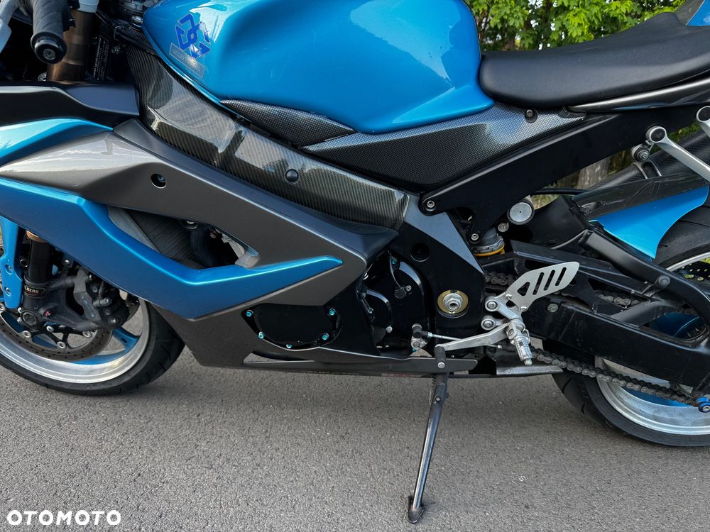 Suzuki GSX-R - 8