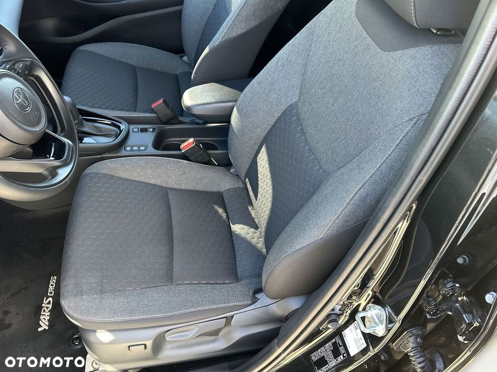 Toyota Yaris Cross Hybrid 1.5 Style - 17