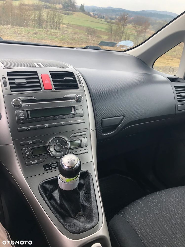 Toyota Auris 1.6 VVT-i Luna - 25