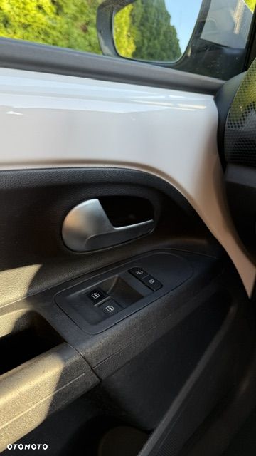 Volkswagen up! 1.0 move - 20