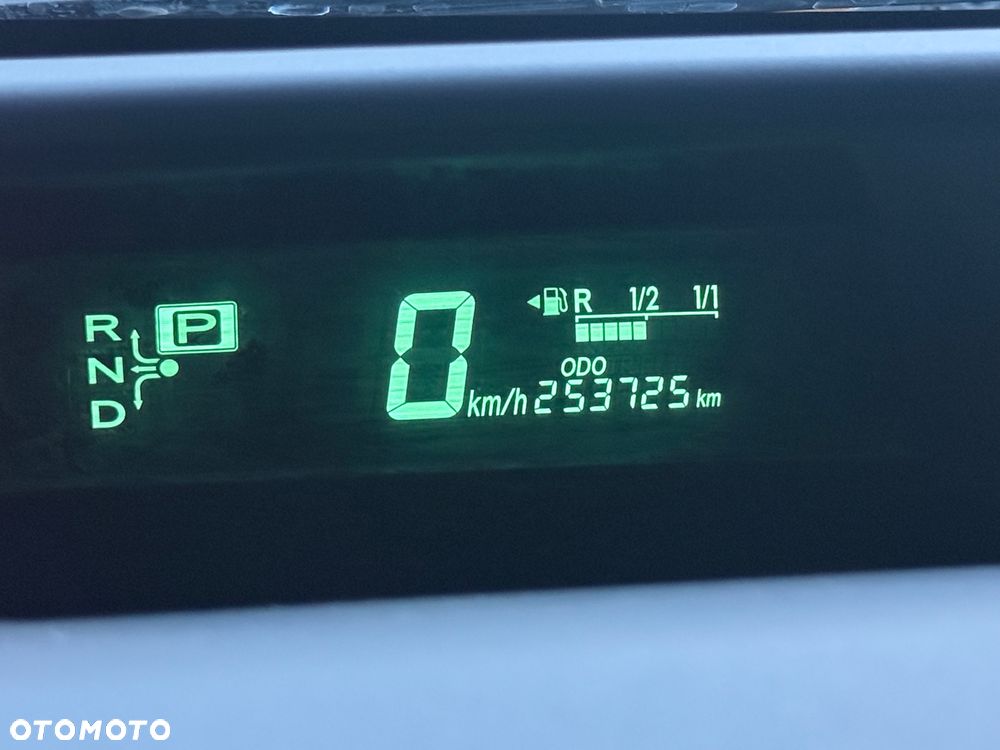 Toyota Prius 1.5 VVT-i Sol (nav) - 30