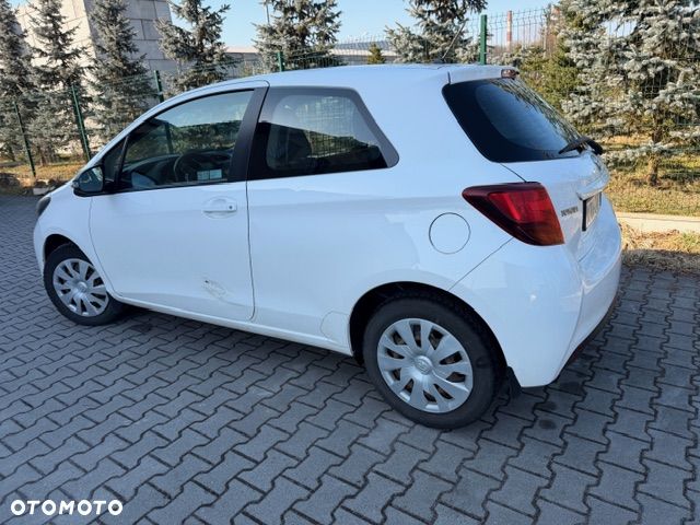 Toyota Yaris 1.0 Active EU6 - 4