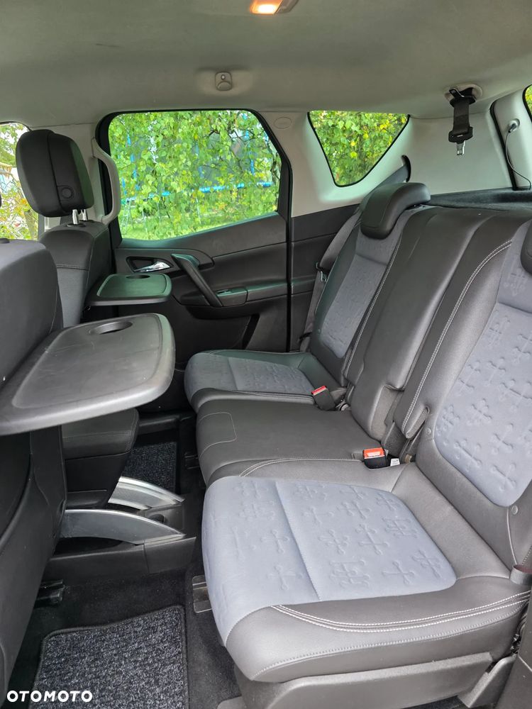 Opel Meriva ver-1-4-t-design-edition - 29