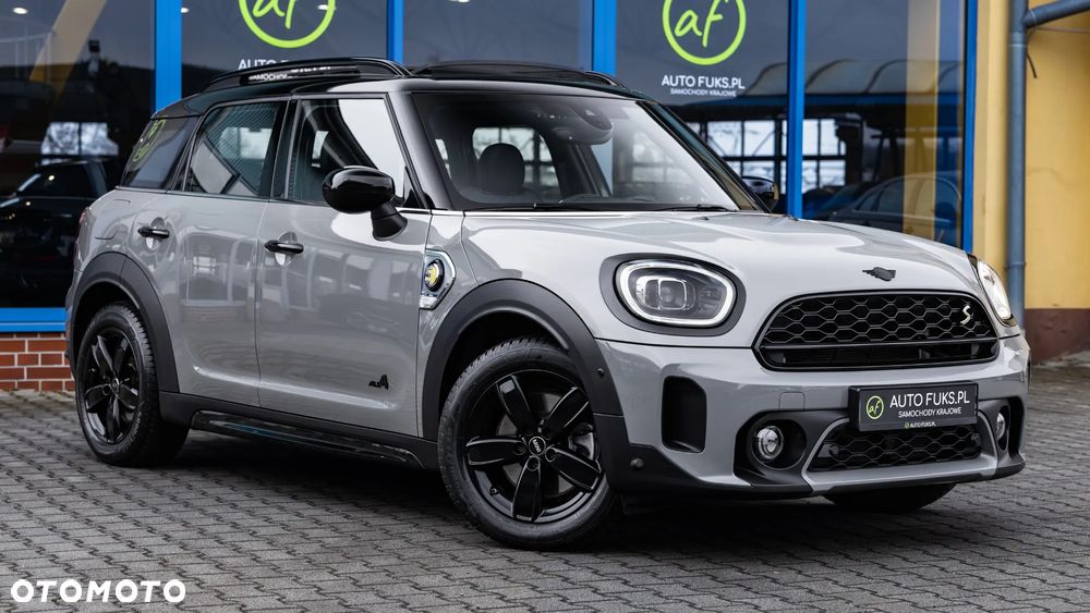 MINI Countryman Cooper SE ALL4 Classic Trim - 6