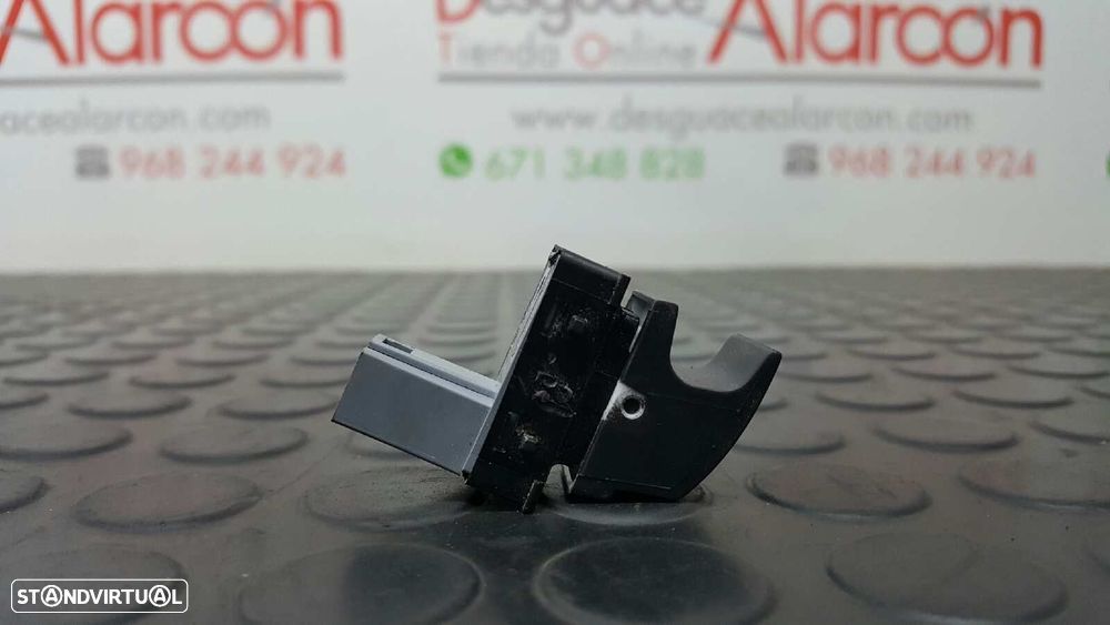 COMANDO DO ELEVADOR FRENTE DIREITO SEAT IBIZA (6J5) STYLANCE / STYLE - 9