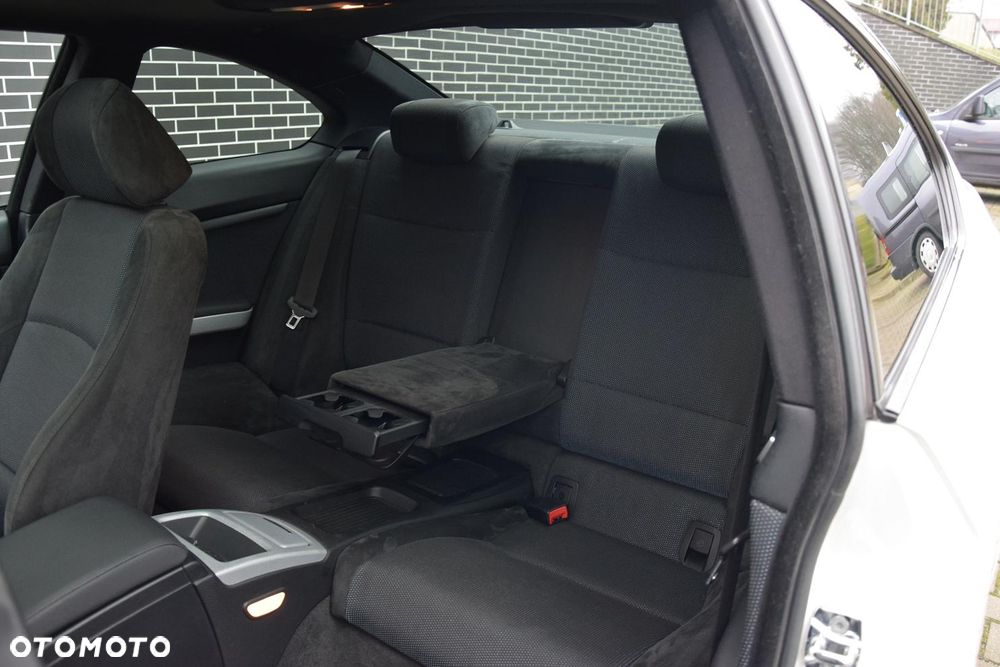 BMW Seria 3 320d - 11