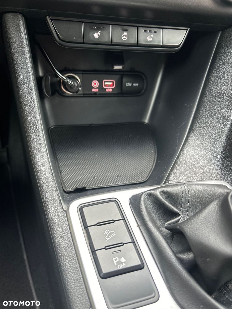 Kia Sportage 1.6 GDI 2WD Attract - 12