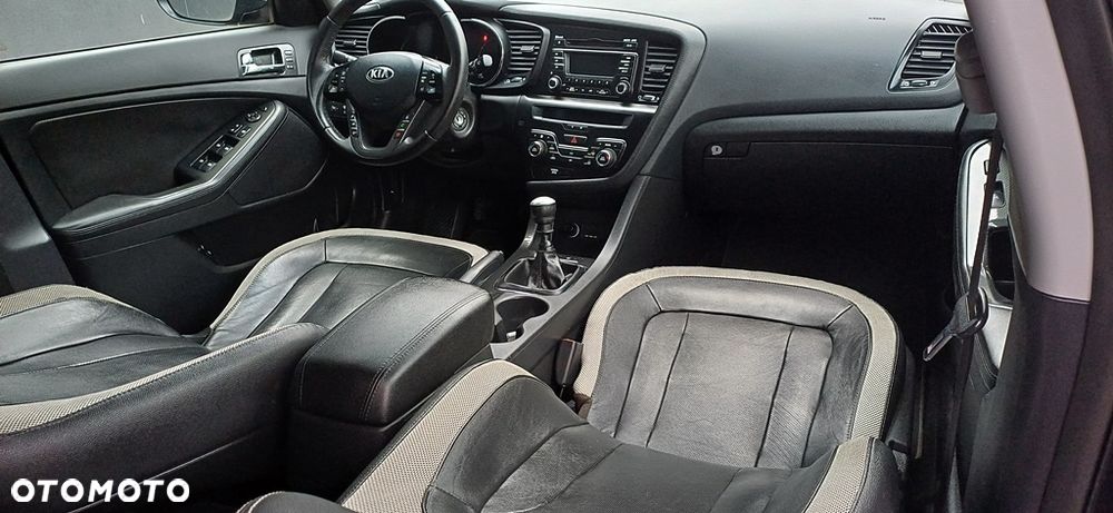 Kia Optima 1.7 CRDi L - 12