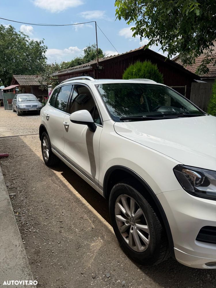 VOLKSWAGEN Touareg 2012 — imagine 4