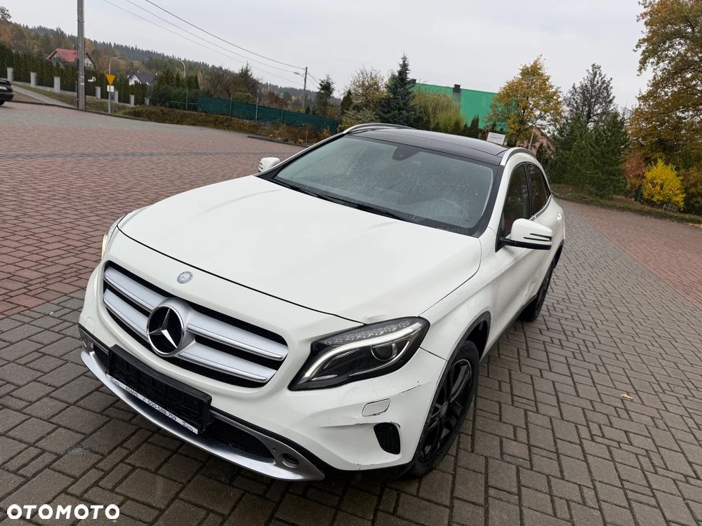 Mercedes-Benz GLA 200 (CDI) d 4Matic 7G-DCT - 11