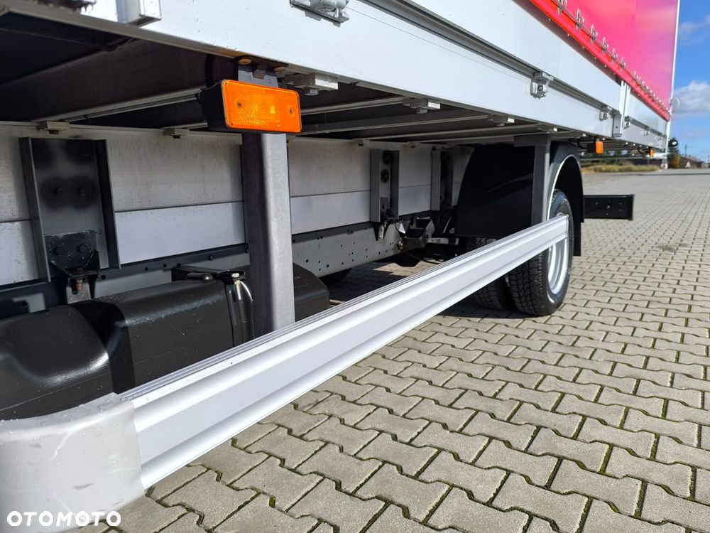 Iveco Daily 50C18 Plandeka, 12 Palet, Sypialnia, Firana+Drzwi z tyłu. - 34