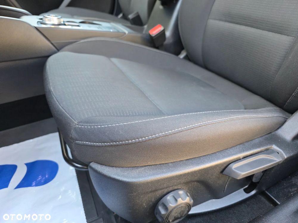 Ford Focus 1.5 EcoBlue Active - 6