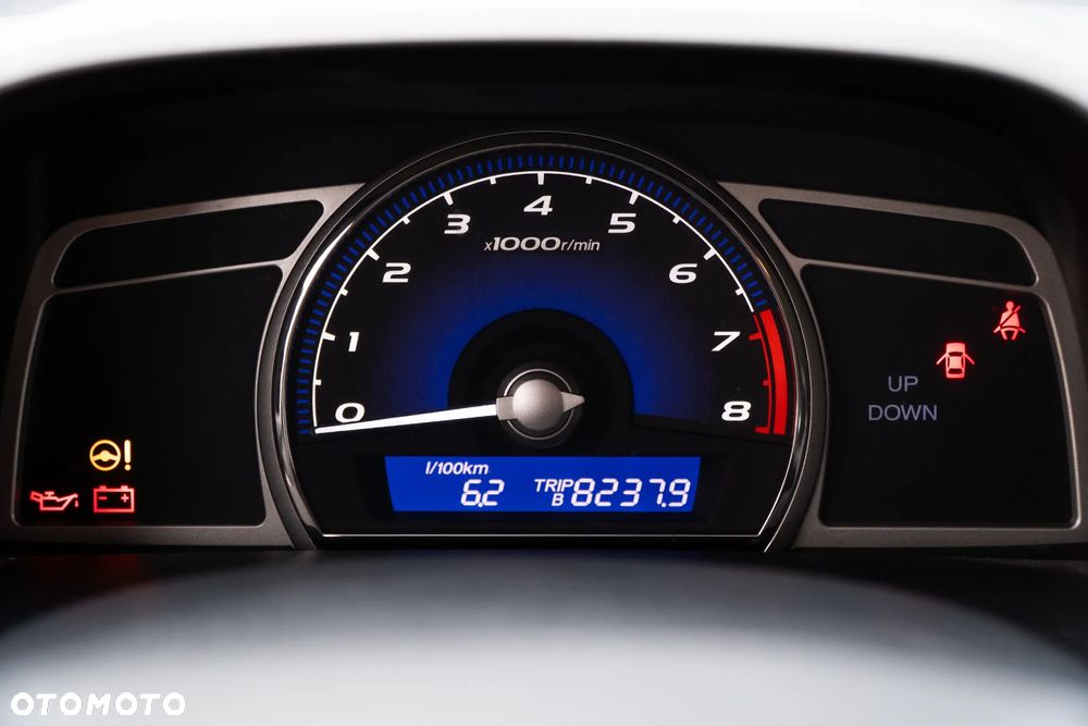 Honda Civic 1.8 Comfort - 14