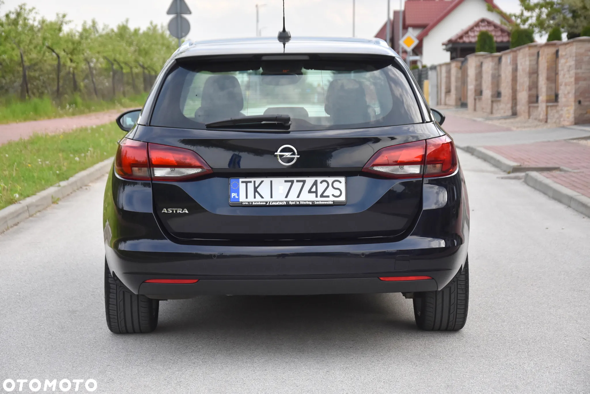 Opel Astra V 1.4 T Enjoy S&S - 9