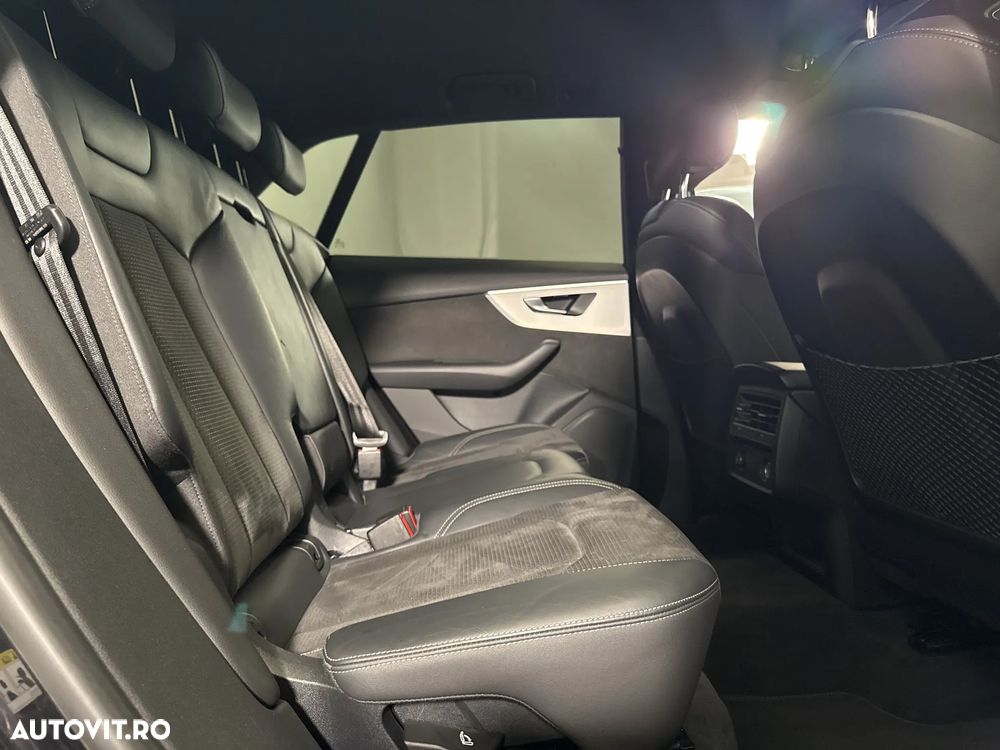 Audi Q8 - 13