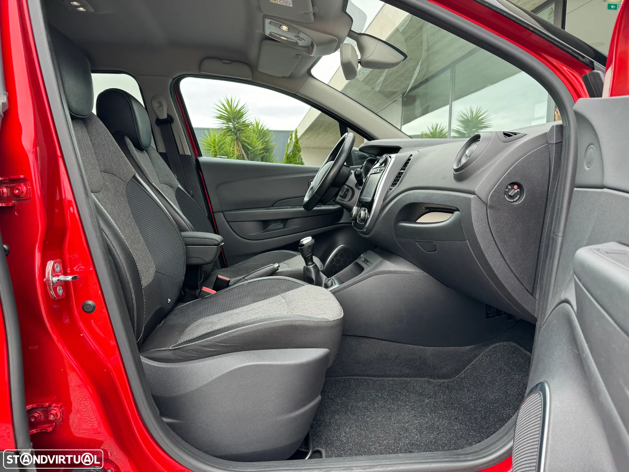 Renault Captur (ENERGY) TCe 90 INTENS - 8
