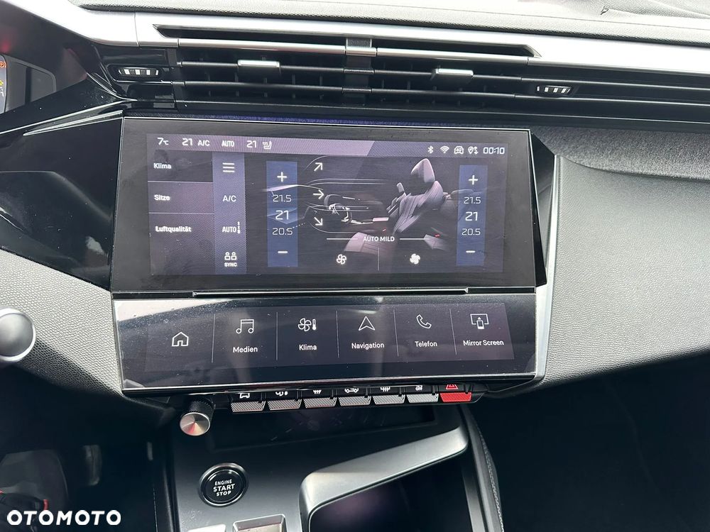 Peugeot 308 BlueHDi 130 EAT8 Allure - 25