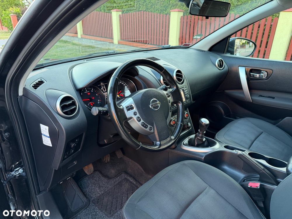 Nissan Qashqai 1.5 dCi TEKNA - 29