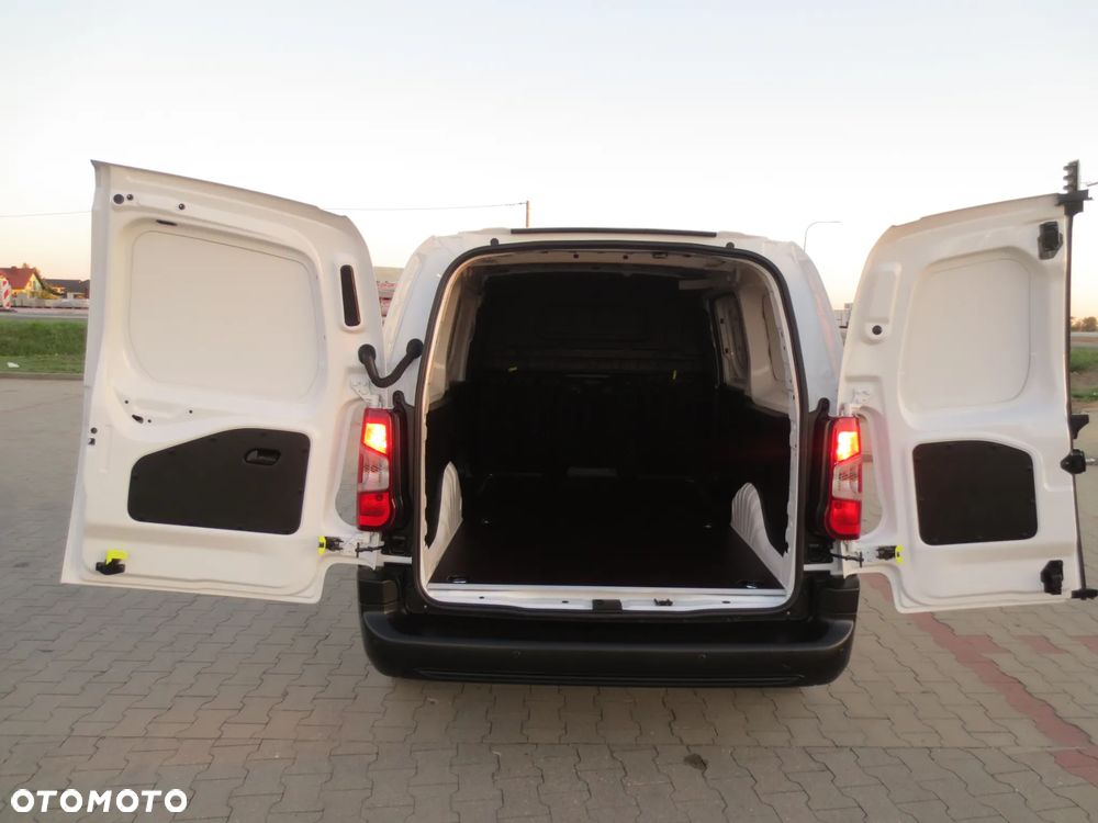 Opel COMBO SALON POLSKA ORYGINAŁ LAKIER i BARDZO NISKI PRZEBIEG  JAK NOWY - OKAZJA !!! - 22