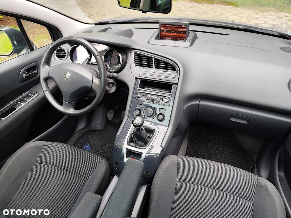Peugeot 5008 HDI FAP 150 Family Plus - 5