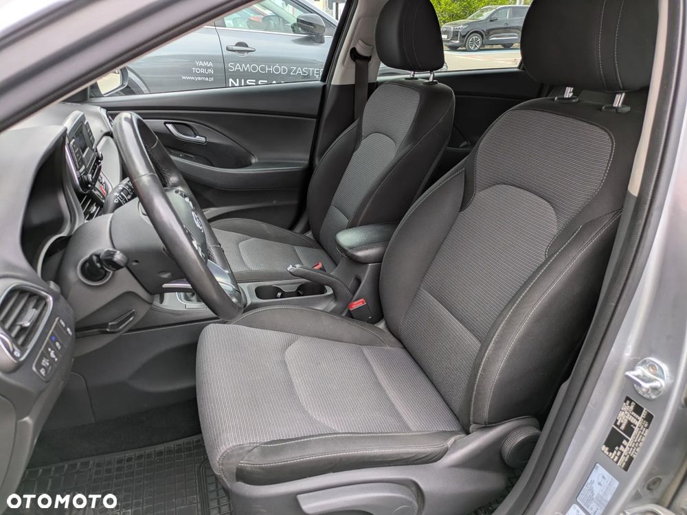 Hyundai i30 1.0 T-GDI Classic + - 12