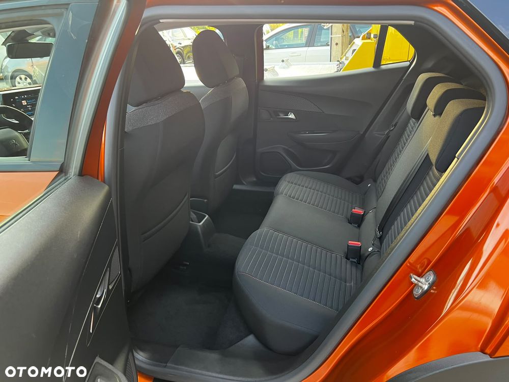 Peugeot 2008 PureTech 130 Allure - 24