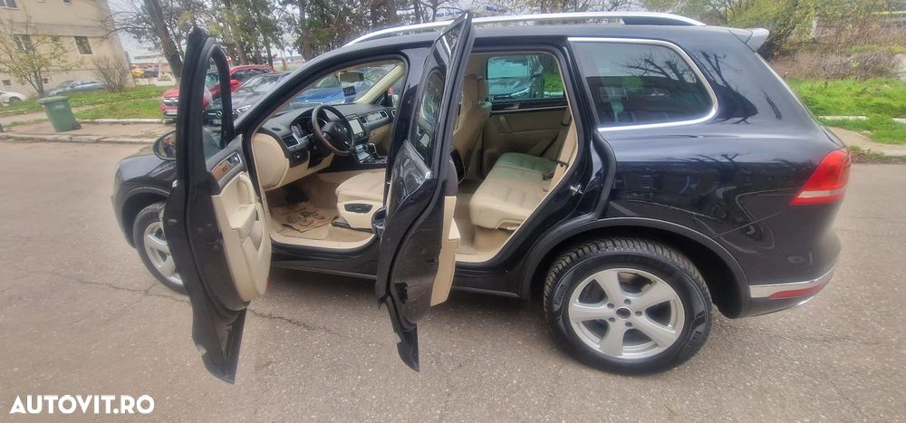 Volkswagen Touareg 3.0 V6 TDI SCR Blue Motion DPF Automatik Executive Edition - 16