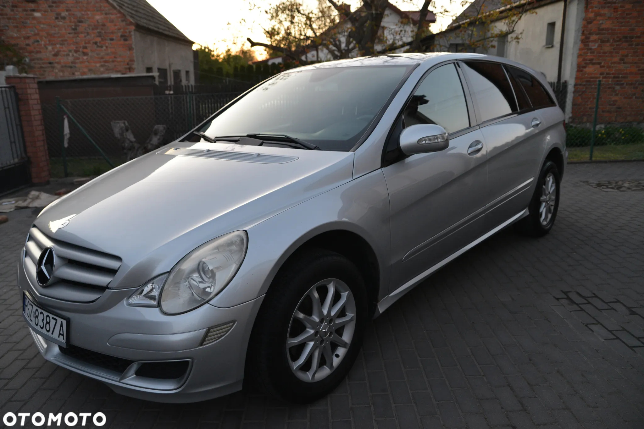 Mercedes-Benz Klasa R 350 L 4-Matic - 9