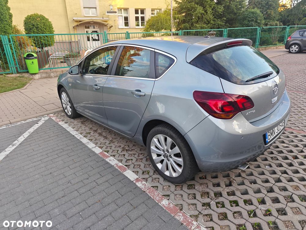 Opel Astra 1.4 Turbo Cosmo - 15