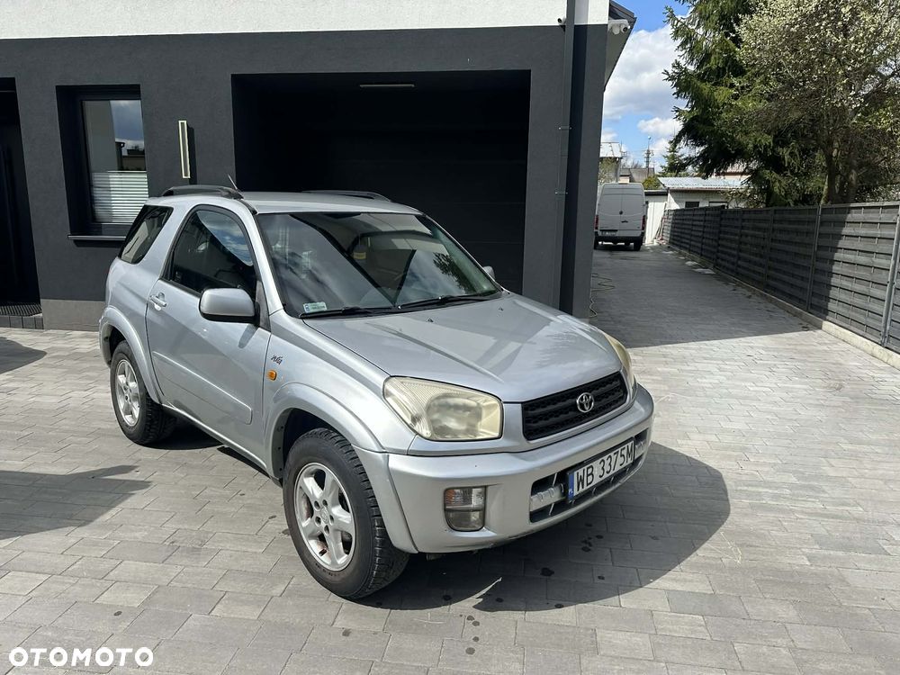 Toyota RAV4 - 3