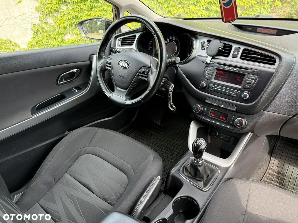 Kia Ceed - 7