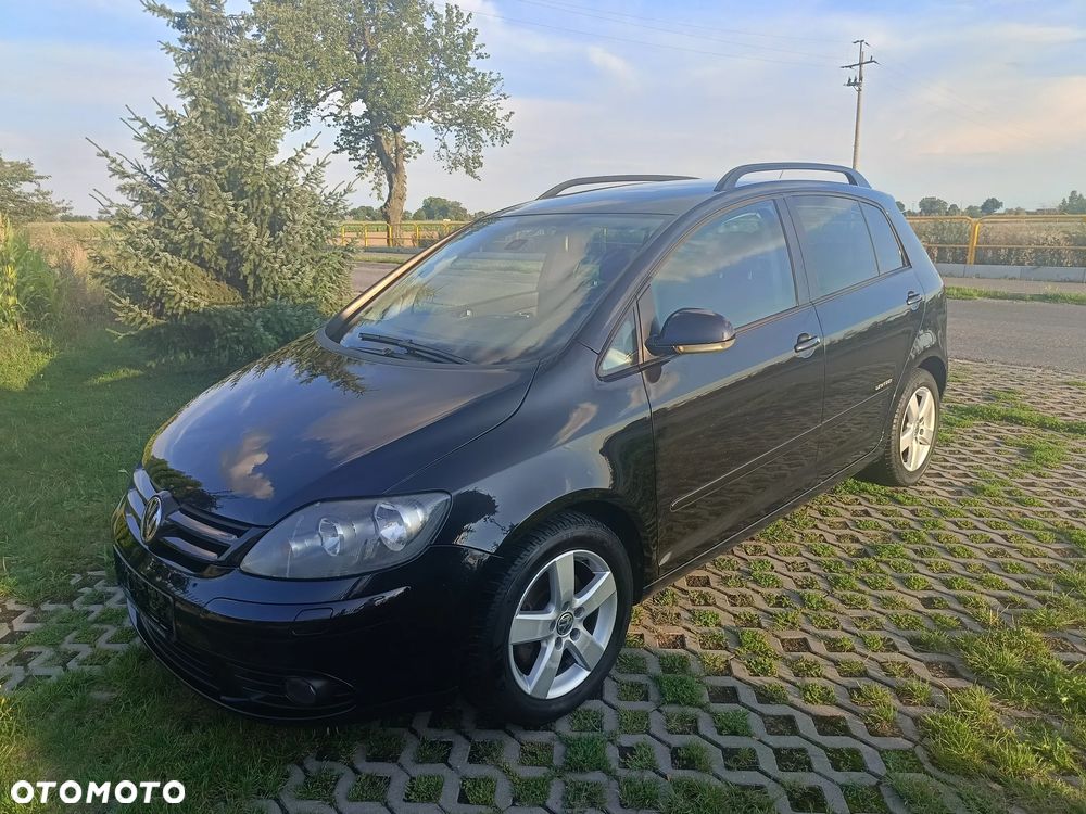 Volkswagen Golf Plus - 32