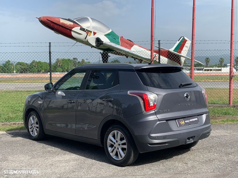 SsangYong Tivoli - 25