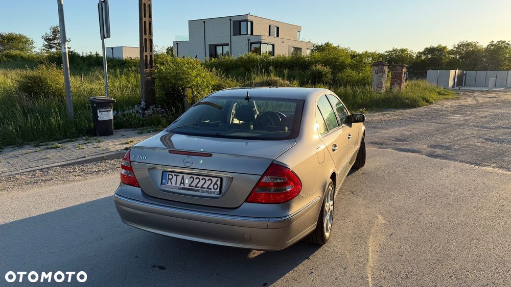 Mercedes-Benz Klasa E 350 7G-TRONIC Classic - 5