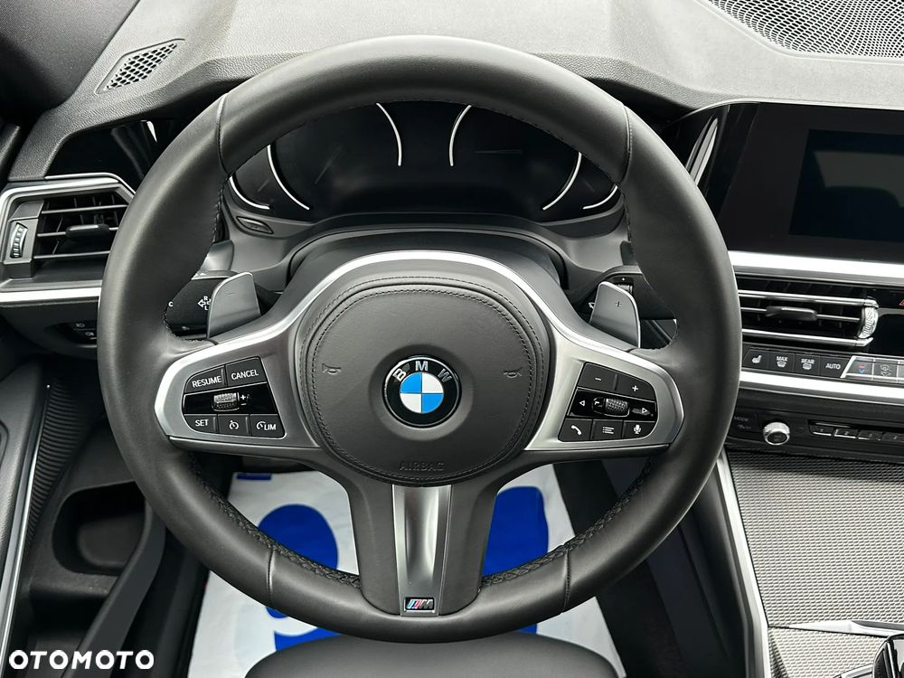 BMW Seria 3 320i xDrive M Sport - 31