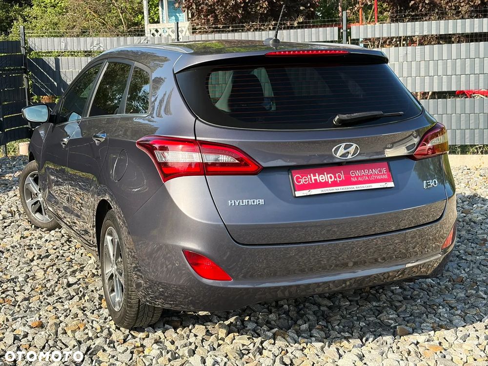 Hyundai i30 blue 1.6 CRDi DCT Passion - 35