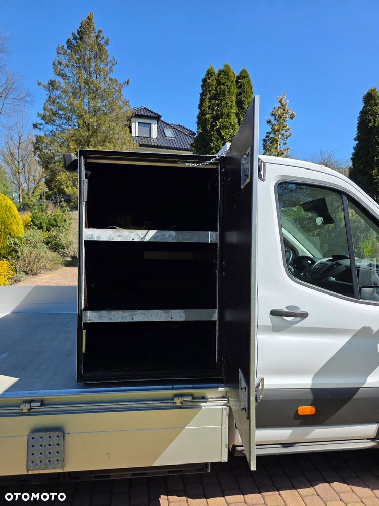 Ford Transit - 9