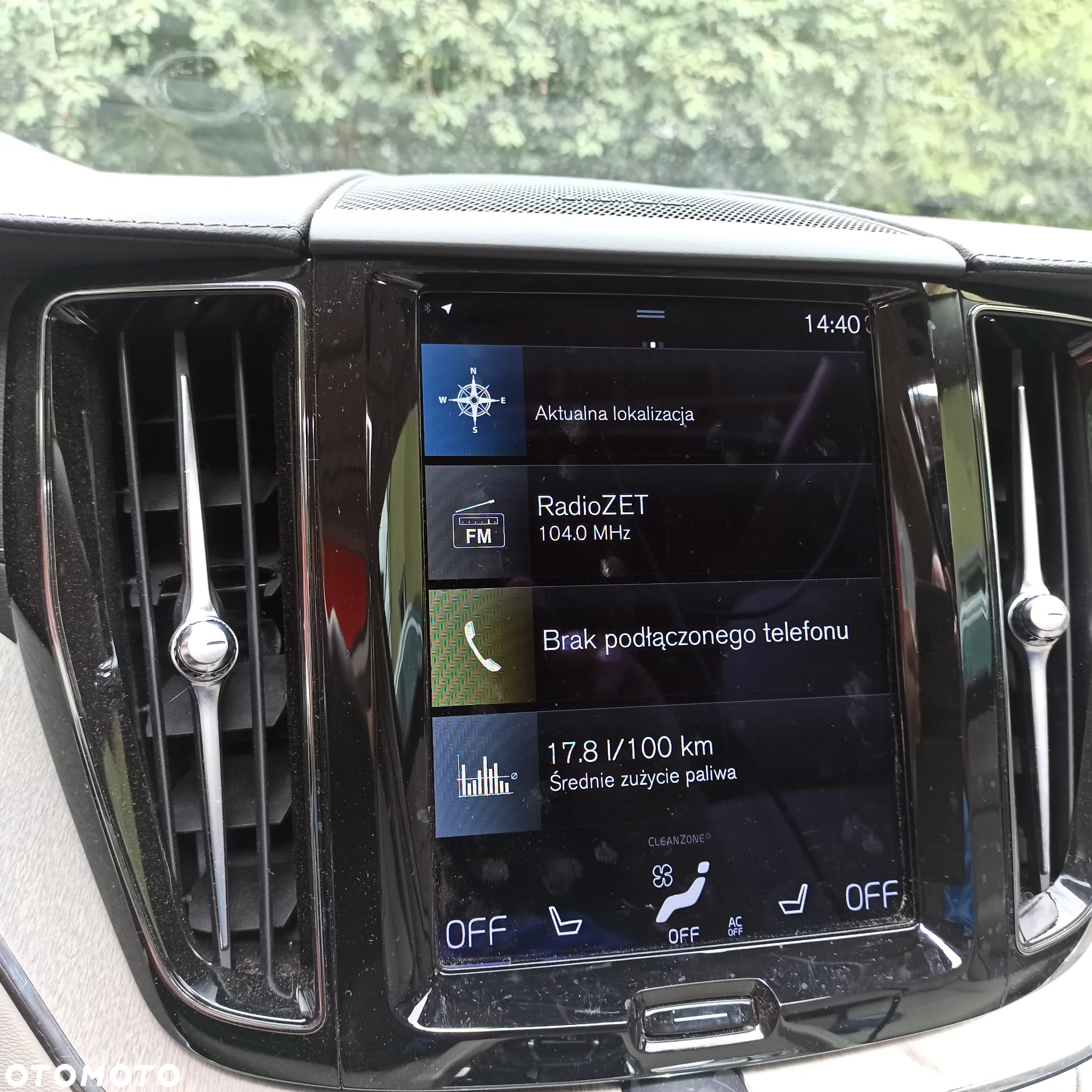 Volvo XC 60 T5 AWD R-Design - 12