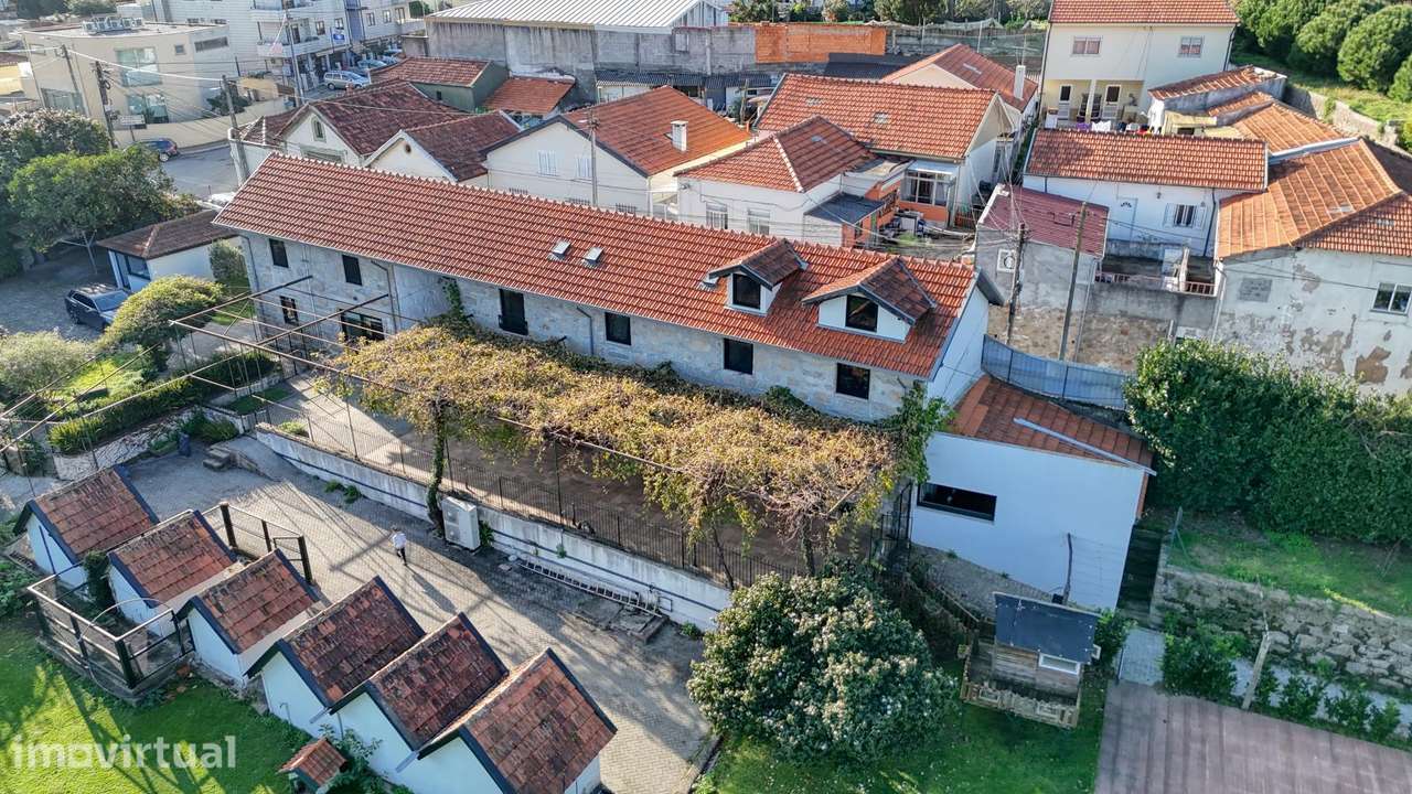 Encantadora Casa de 1937 com Piscina, Bosque, Anexos e Casas... - Grande imagem: 3/60