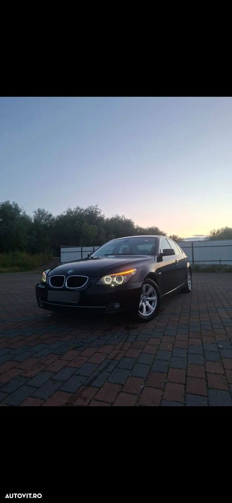 BMW Seria 5 520i - 1