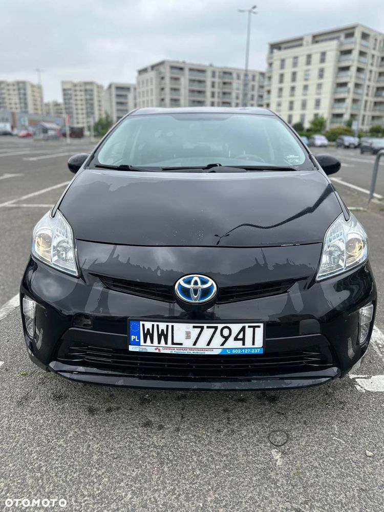 Toyota Prius 1.8 HSD Premium - 9