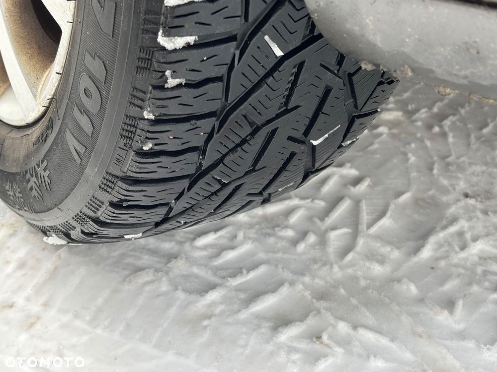 Volkswagen Touran 2.0 TDI DPF Highline DSG - 25