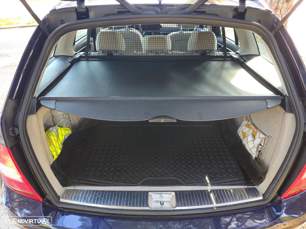 Mercedes-Benz C 200 CDi Classic BlueEfficiency - 25
