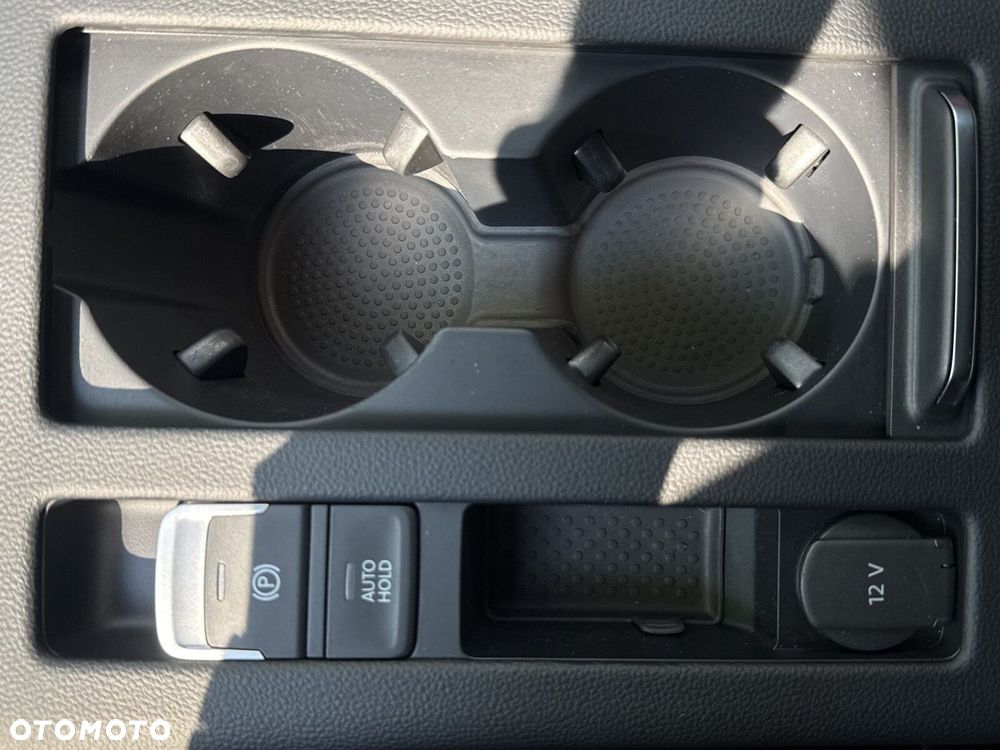 Volkswagen Passat Variant 2.0 TSI Elegance DSG - 24